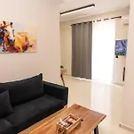 Steve\'S Apartment